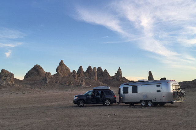 trona-pinnacles