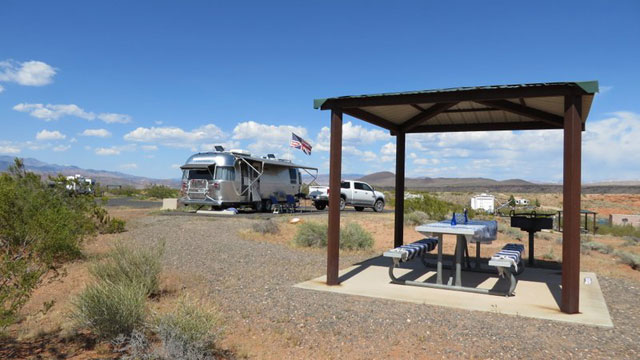 sand-hollow