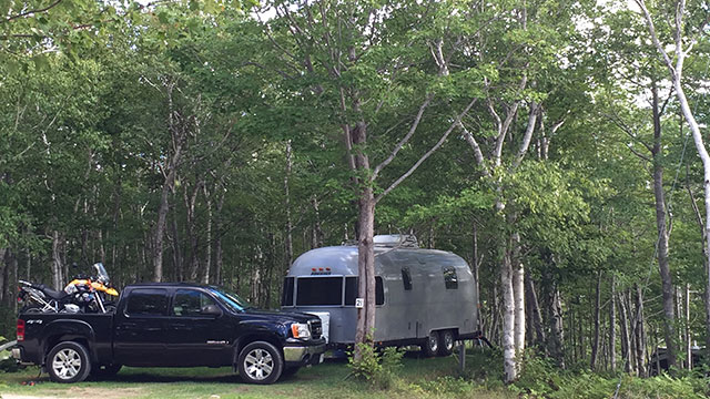 hideaway-campground-and-oyster-market