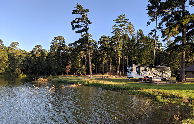 Davis Lake Campground