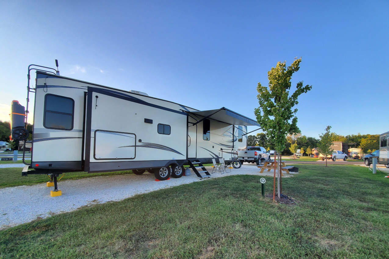 Hog Valley RV & Treehouse Resort